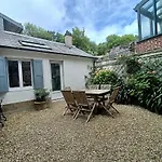 Penzion Le Cinquante-trois, Maison Normande D'exception Pour Familles - Cote D'albatre